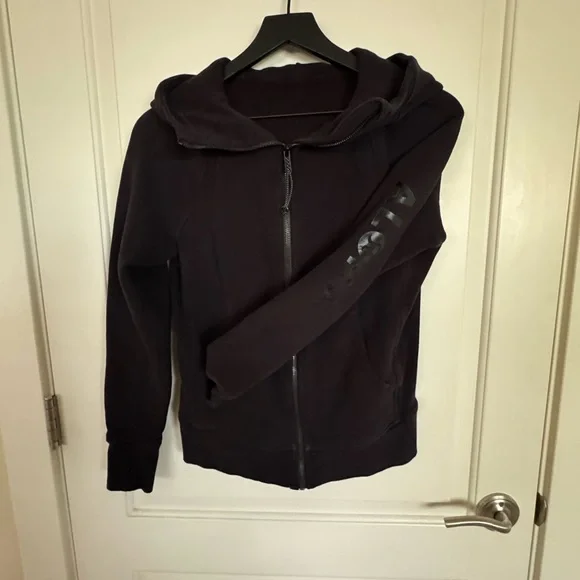 lululemon athletica rare Aloha Black Full-Zip Hoodie
Size 6 - Picture 2 of 6
